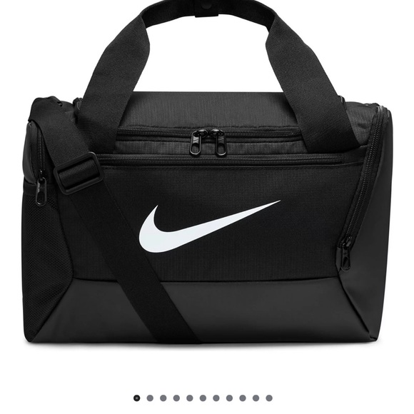 Nike Black 9.5 extra small training Brasilia Duffel Bag - Picture 1 of 8